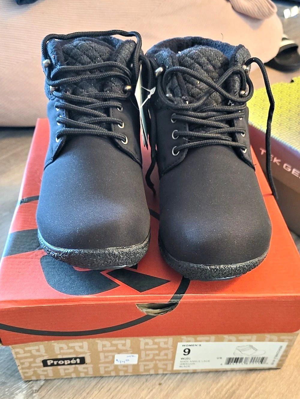 Propét Madison II Lace Waterproof Lace-Up Boots Black US 9 W NWT